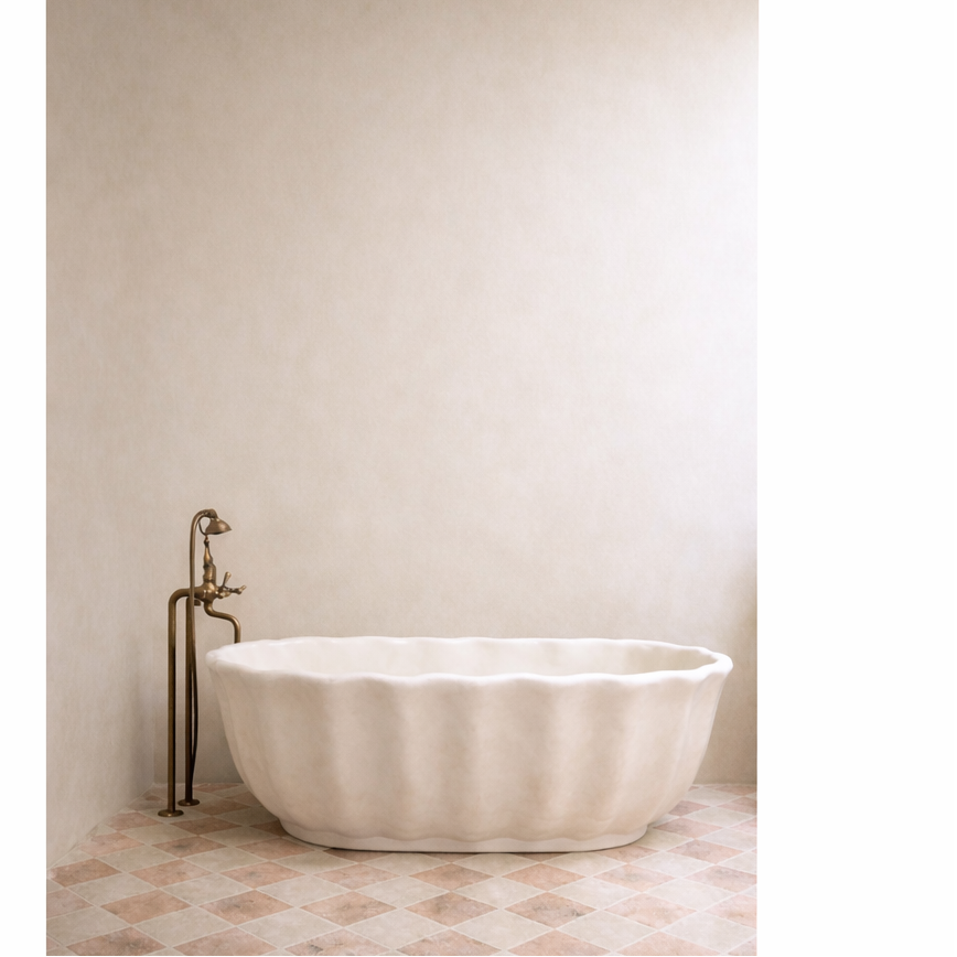 Seamless microcement bathroom walls and tub